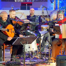 Kolędy narodów z Mate.O. i przyjaciółmi. Misyjna podróż