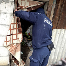 Jeden telefon może uratować życie. Policja apeluje o reakcję podczas mrozów