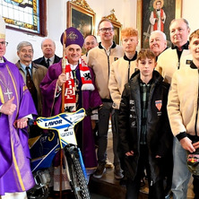 Zainaugurowali sezon żużlowy. Wspólna modlitwa