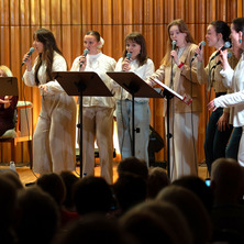 Seniorzy z Sicienka wzięli udział w Muzycznych Porankach w Filharmonii