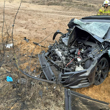 Poważny wypadek na DK10. Kierowca zakleszczony w pojeździe